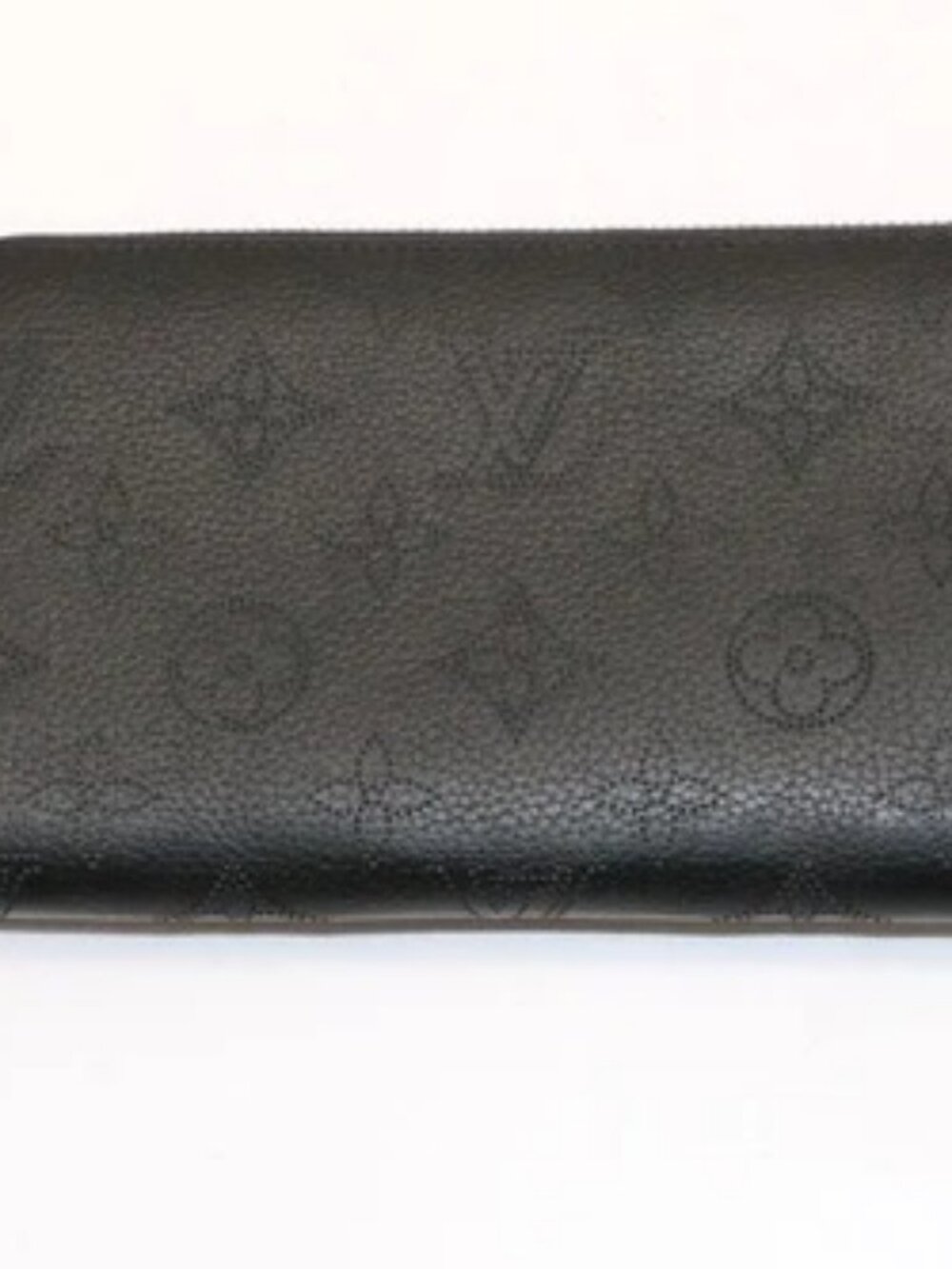 Louis Vuitton Zippy Wallet Perforated Monogram Mahina Leather - Black